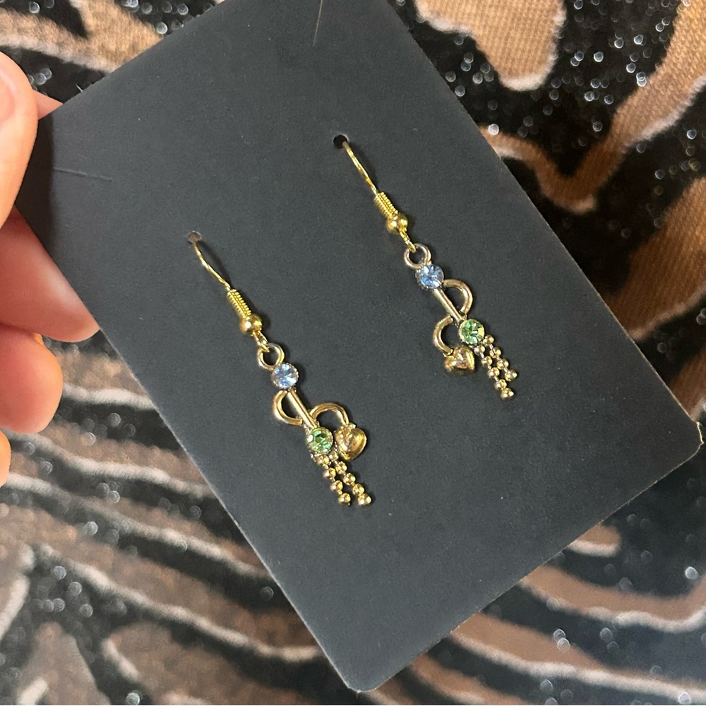 Vintage blue and green glass stone dangle earrings